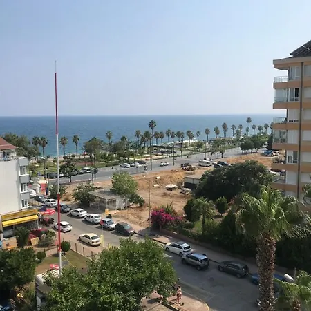 Royal Hill מלון